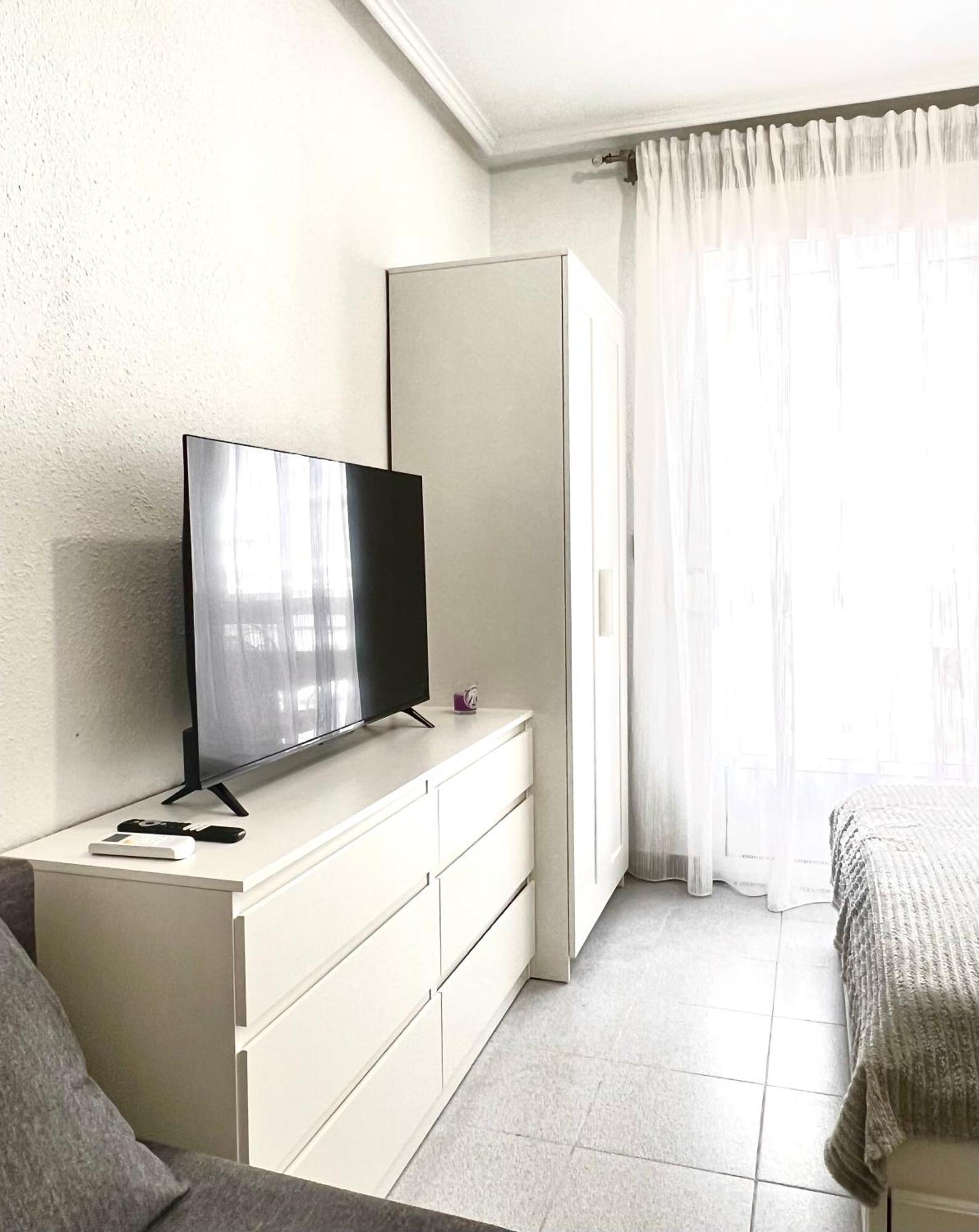 Renovated Cosy Studio 350 M Playa Del Cura, With Official Touristic License Torrevieja Eksteriør billede